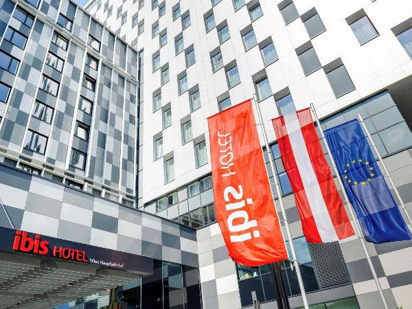 ibis Wien Hauptbahnhof image 1
